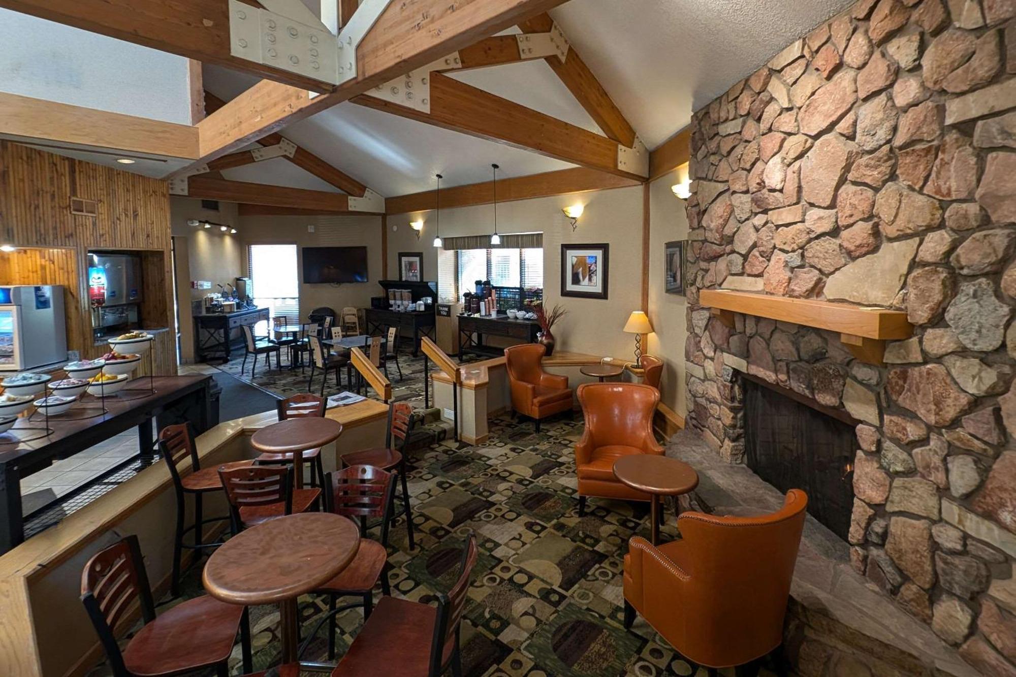 Comfort Inn Near Vail Beaver Creek Avon Exterior photo